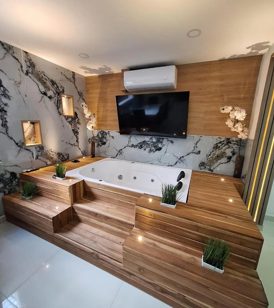Apartamento Laureles Con Jacuzzi Cerca Al Primer Parque Medellin